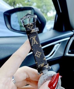 Đồng hồ Louis Vuitton nữ dây da