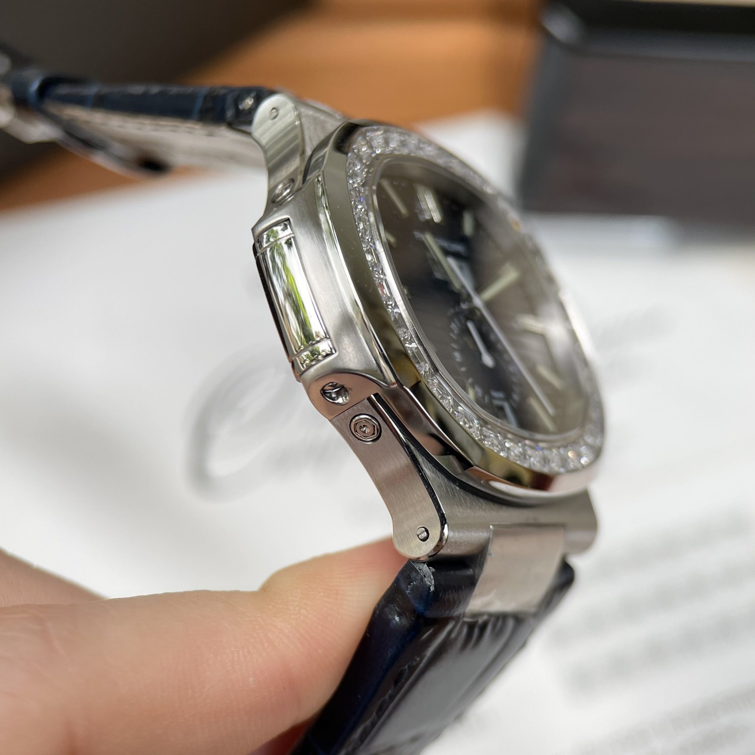 Đồng hồ Patek Philippe Fake Thụy Sỹ Đồng hồ Patek Philippe Fake Thụy Sỹ