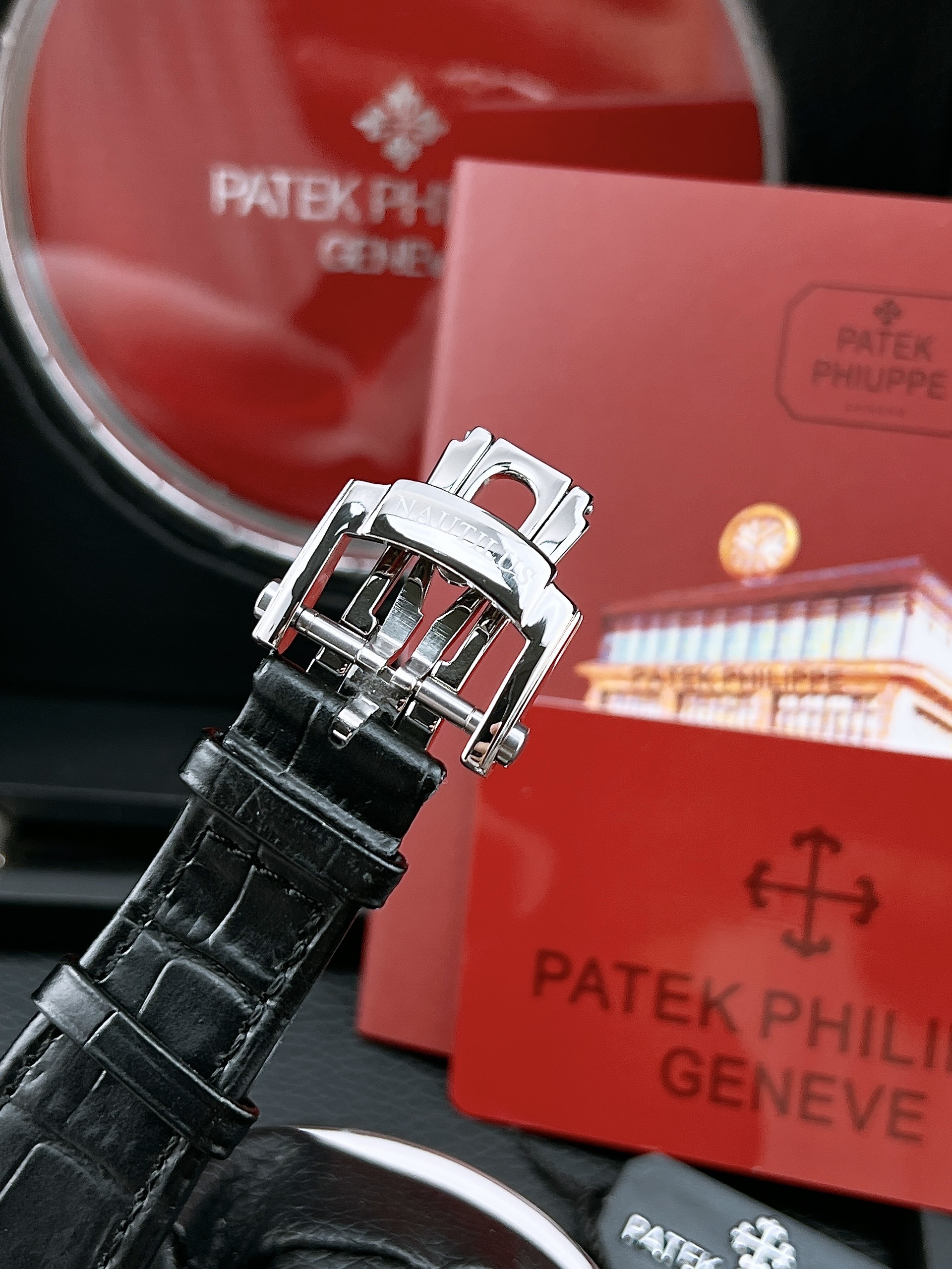 Đồng hồ Patek Philippe nam giá rẻ Đồng hồ Patek Philippe nam giá rẻ