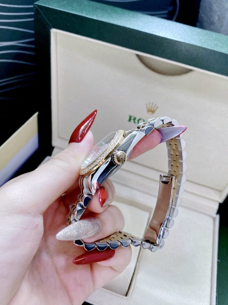 Đồng hồ Rolex nữ giá rẻ
