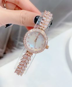 Đồng hồ Davena Austria nữ dạng lắc