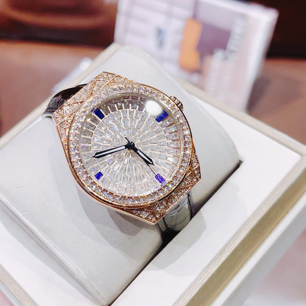 Đồng hồ Hanboro đính full đá pha lê