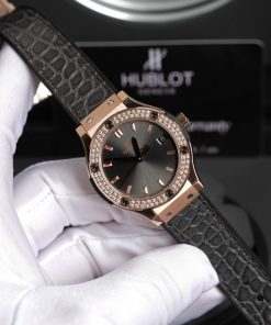 Đồng hồ Hublot nữ màu xám