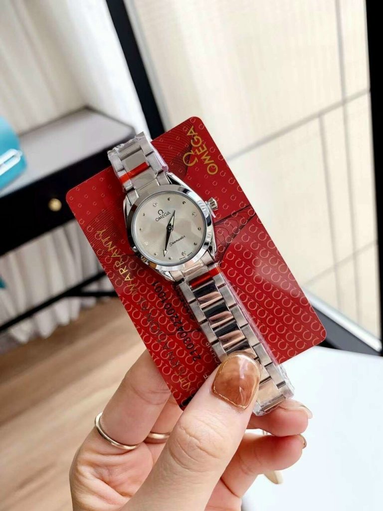 Đồng hồ Omega Seamaster