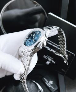 Đồng hồ Patek Philippe Nautilus 5712 nam dây kim loại