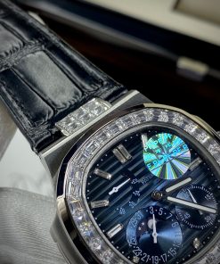 Đồng hồ Patek Philippe Nautilus 5724G Super Fake 11