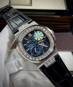 Đồng hồ Patek Philippe Nautilus 5724G nam siêu cấp
