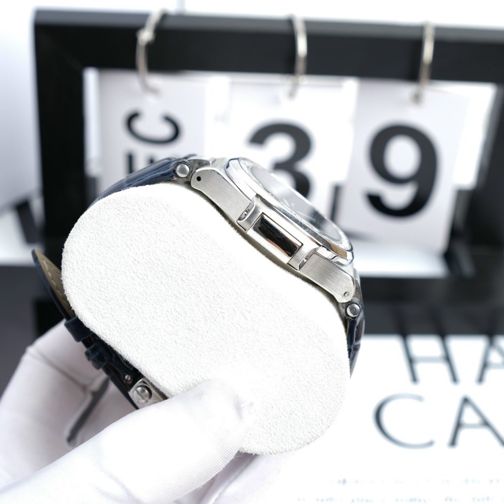 Đồng hồ Patek Philippe Nautilus Replica