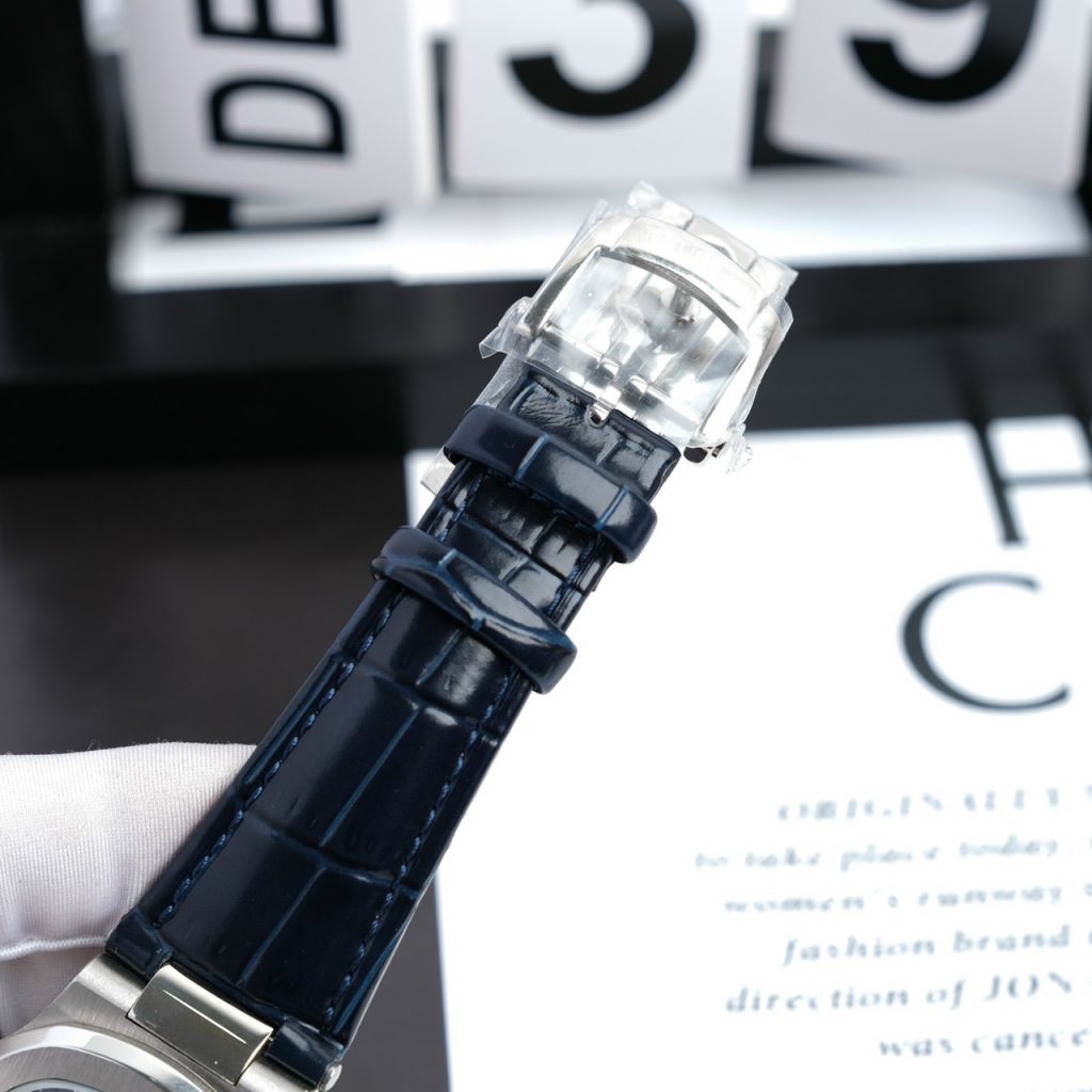 Đồng hồ Patek Philippe Nautilus nam giá rẻ