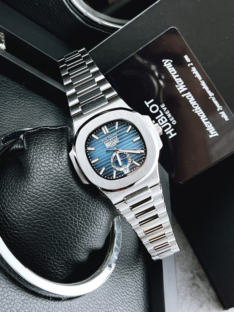 Đồng hồ Patek Philippe Nautilus siêu cấp nhật