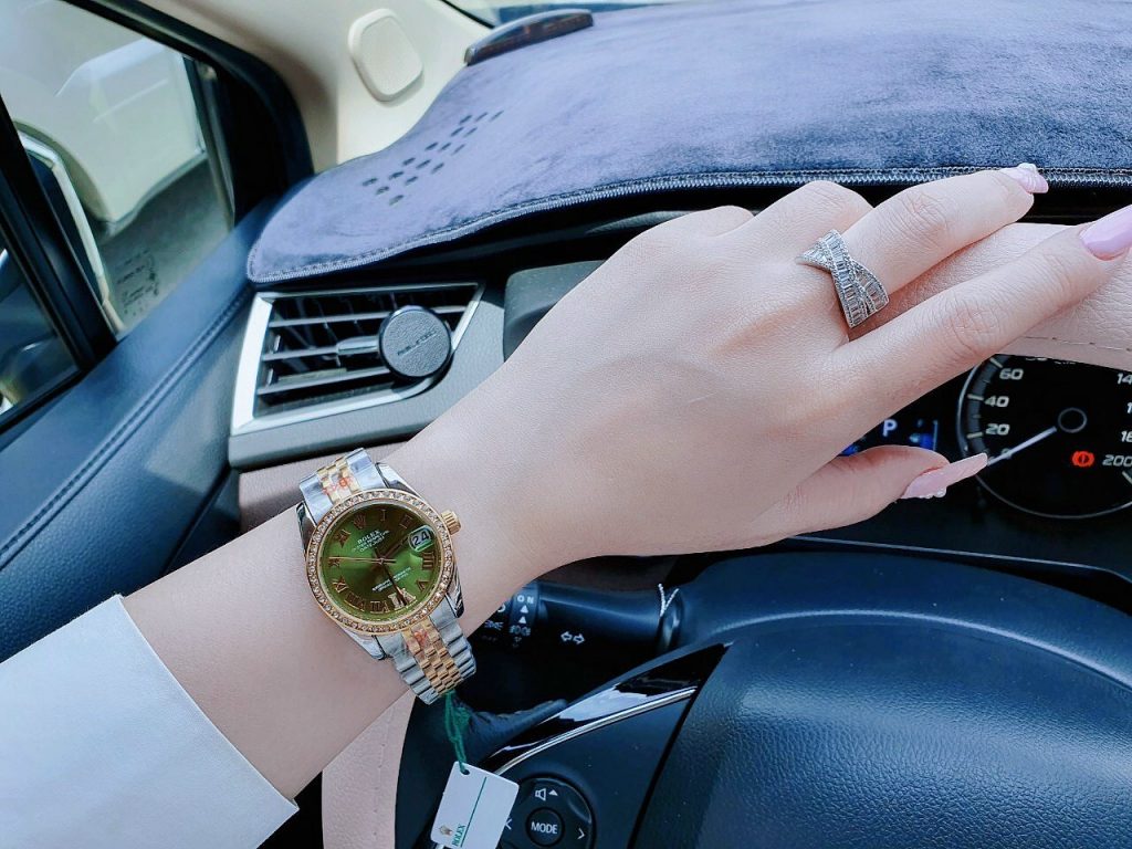Đồng hồ Rolex DateJust nữ super fake