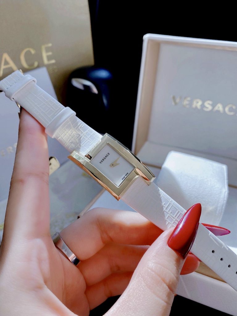 Đồng hồ Versace Greca Icon màu trắng
