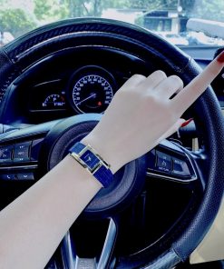 Đồng hồ Versace nữ mặt chữ nhật