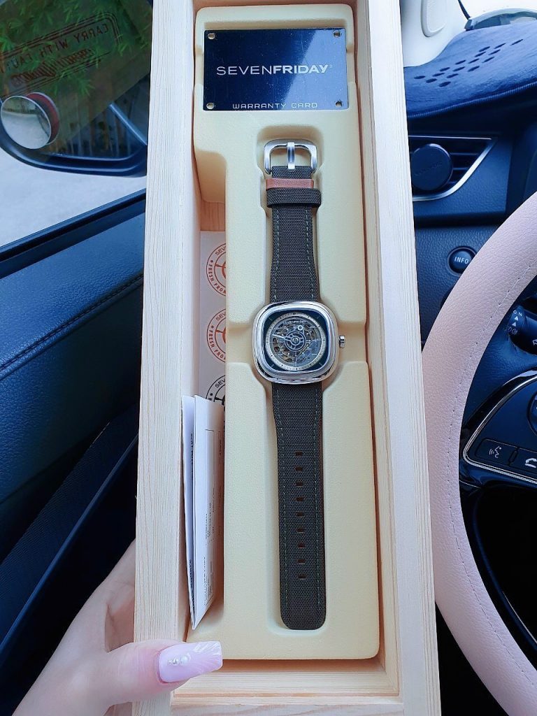 Đồng hồ nam SevenFriday like auth