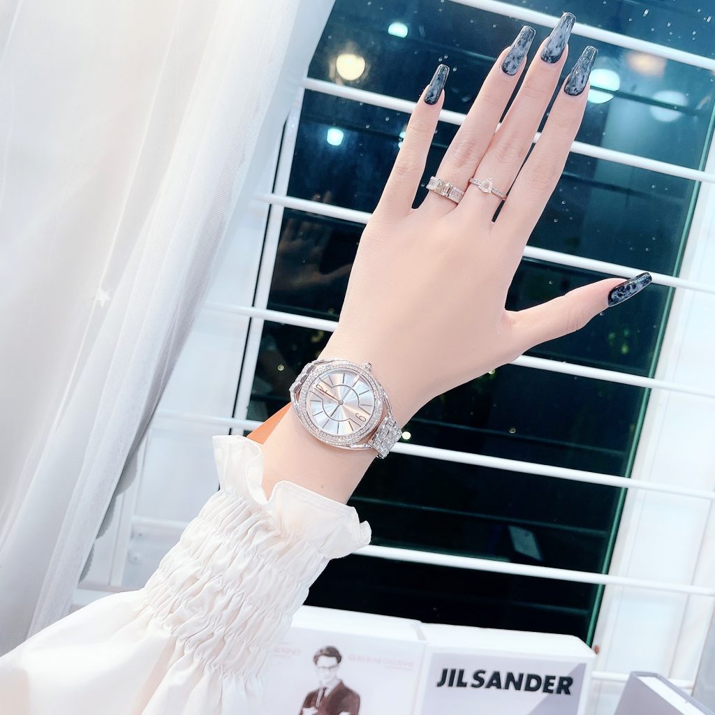 Đồng hồ nữ Davena Austria