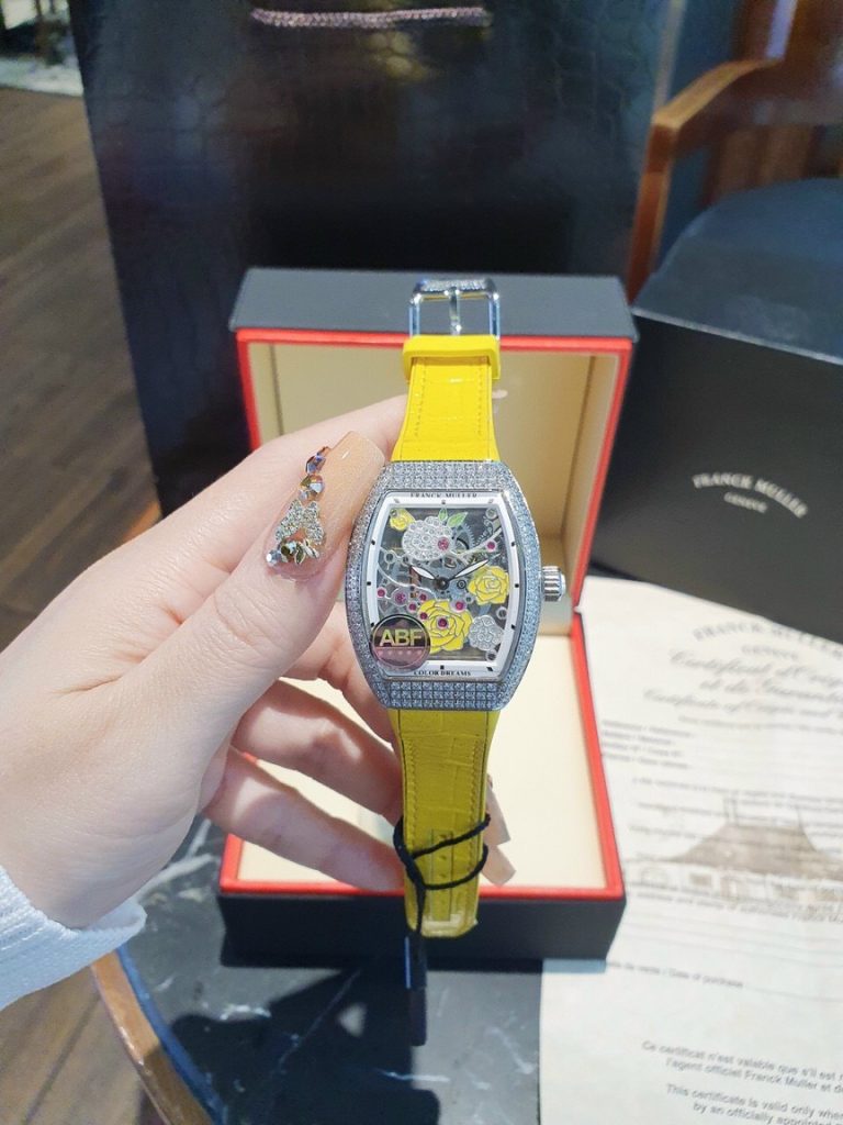 Đồng hồ Franck Muller V32 ABF Thụy Sỹ màu vàng