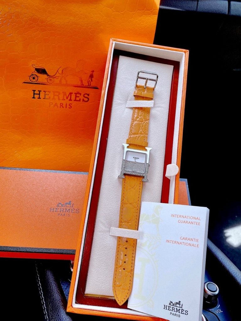 Đồng hồ Hermes nữ giá rẻ