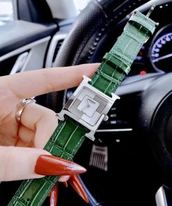 Đồng hồ Hermes nữ siêu cấp dây da màu xanh lá cây