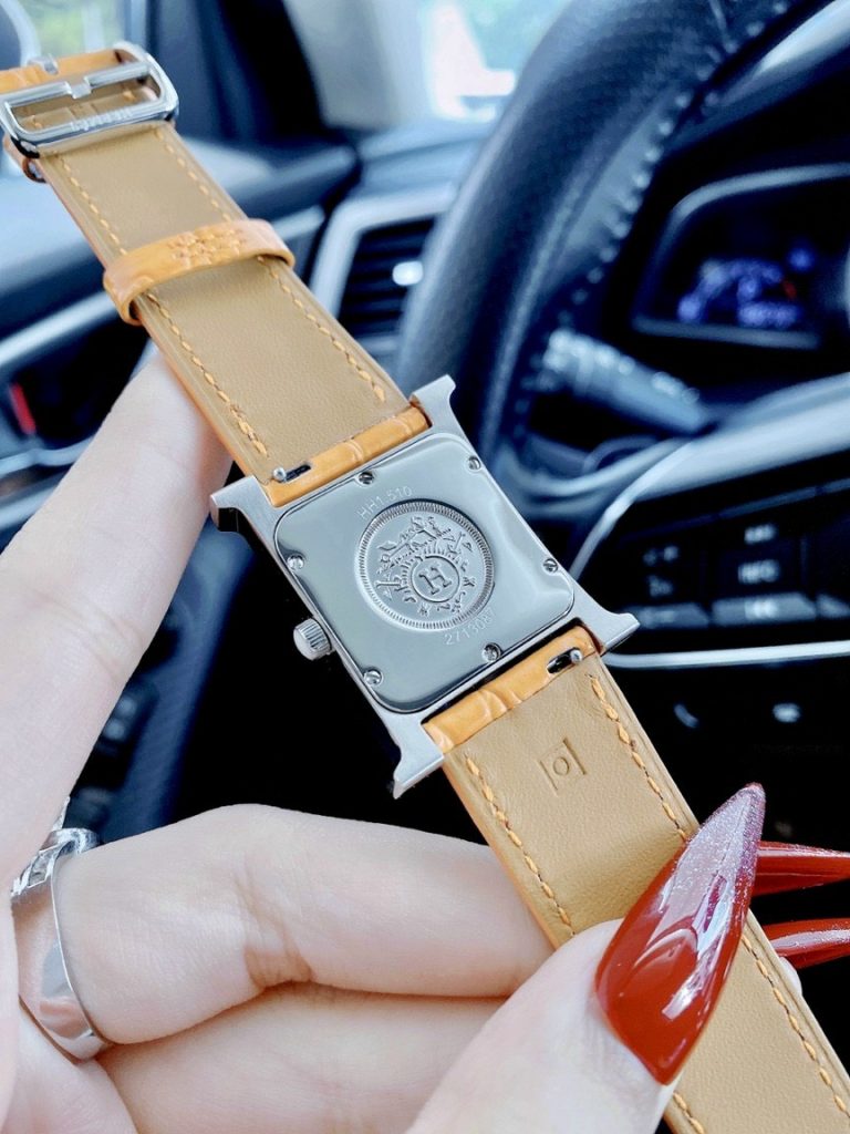 Đồng hồ Hermes nữ siêu cấp giá rẻ