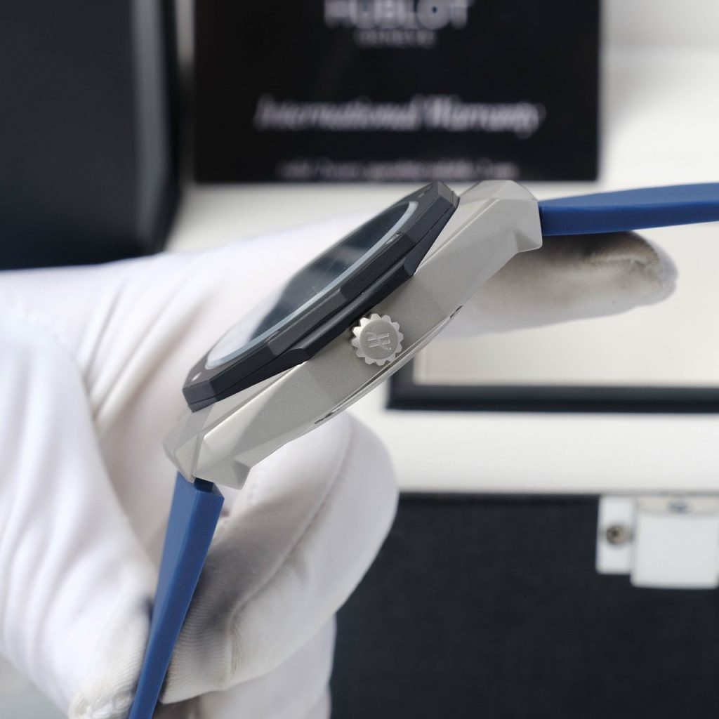 Đồng hồ Hublot máy Nhật