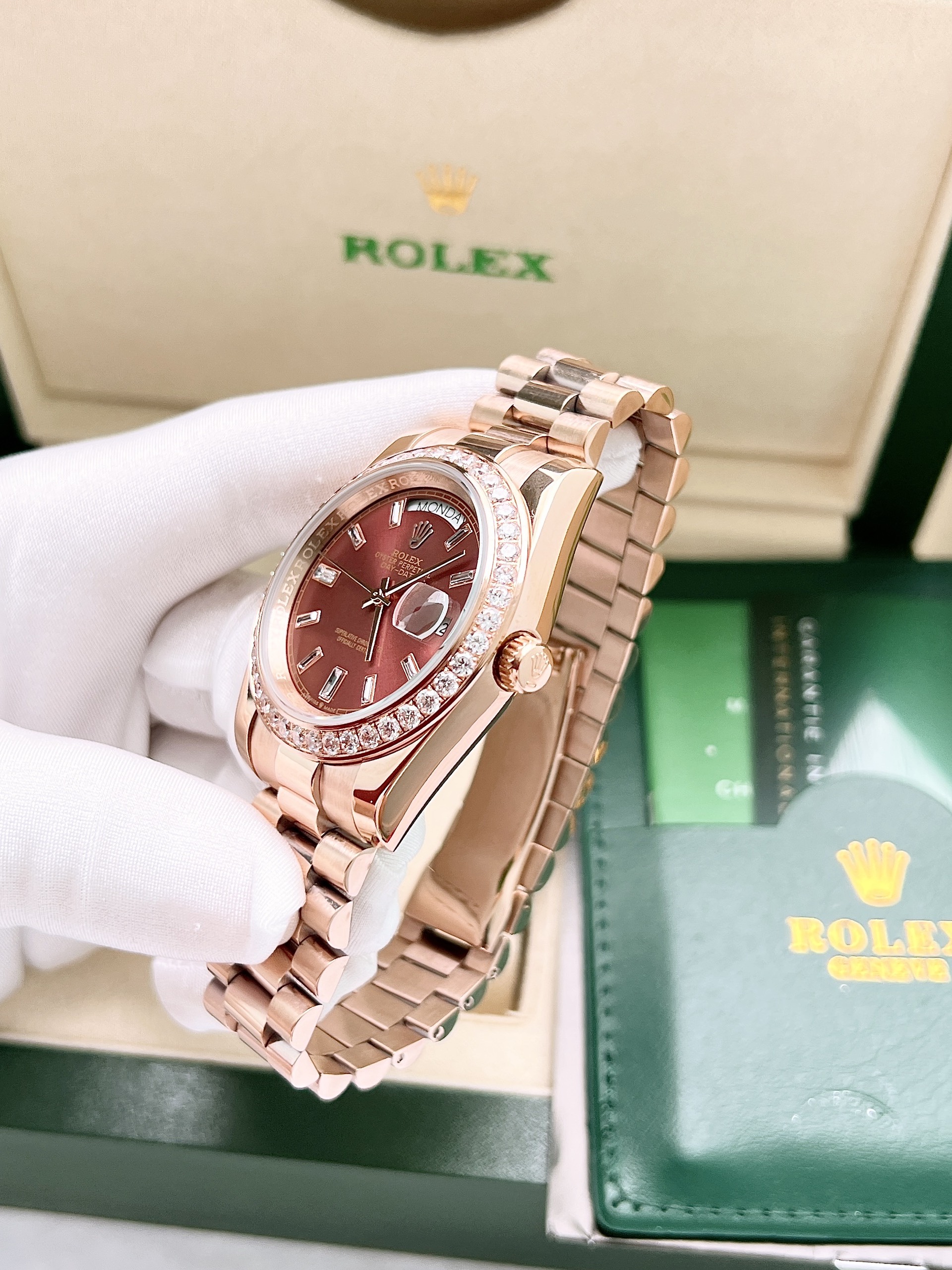 Đồng hồ cơ Rolex đính đá Đồng hồ cơ Rolex đính đá