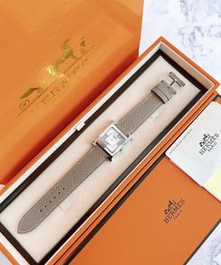 Đồng hồ Hermes nữ mặt vuông dây da màu xám