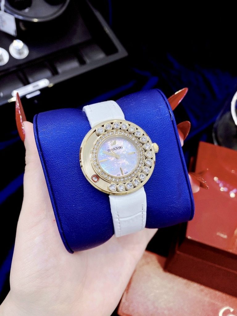 Đồng hồ Swarovski dây da nữ đính đá Thiên Nga Trắng 34mm