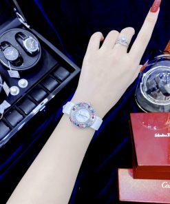 Đồng hồ Swarovski đính đá dây da nữ mặt đá xoay