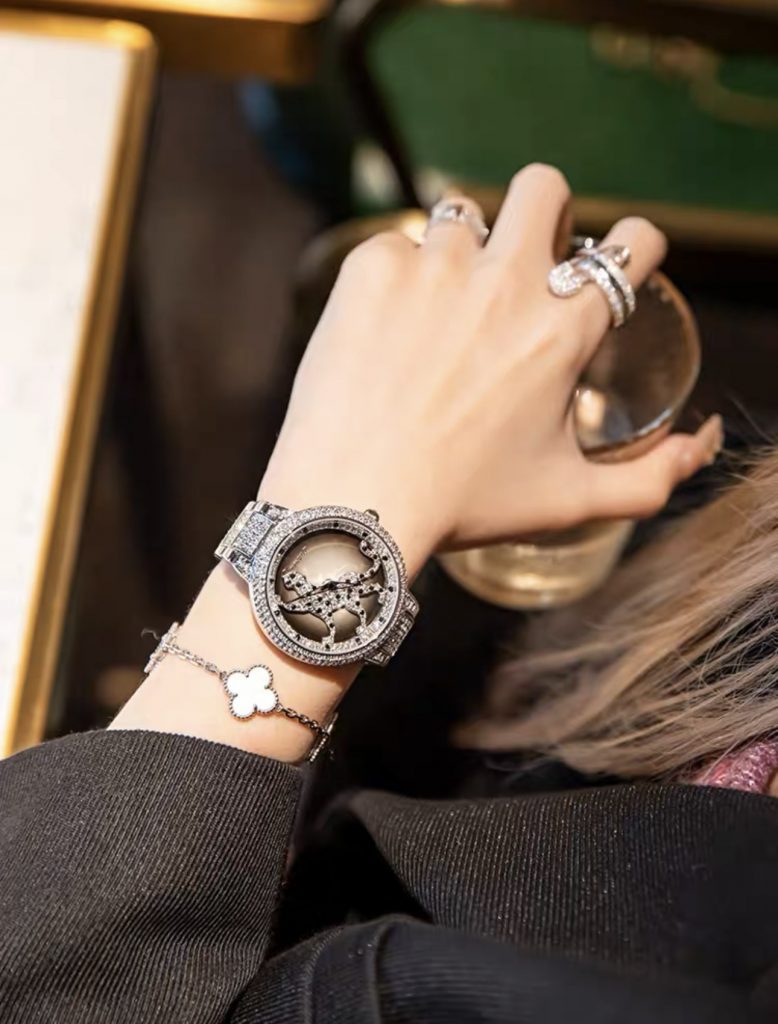 Đồng hồ chính hãng Davena 60089 nữ dây kim loại đính đá