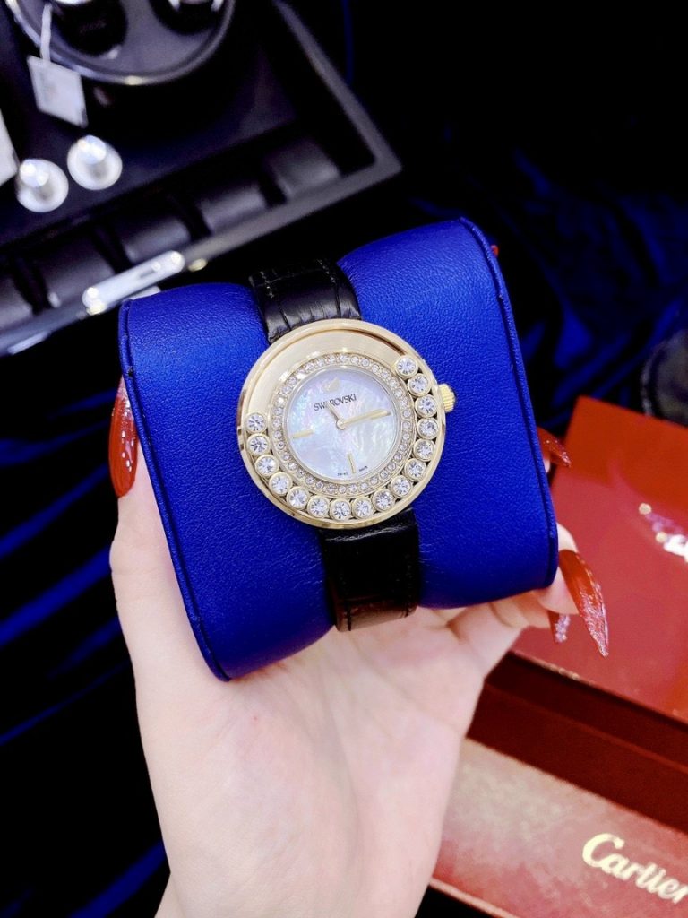 Đồng hồ nữ Swarovski dây da