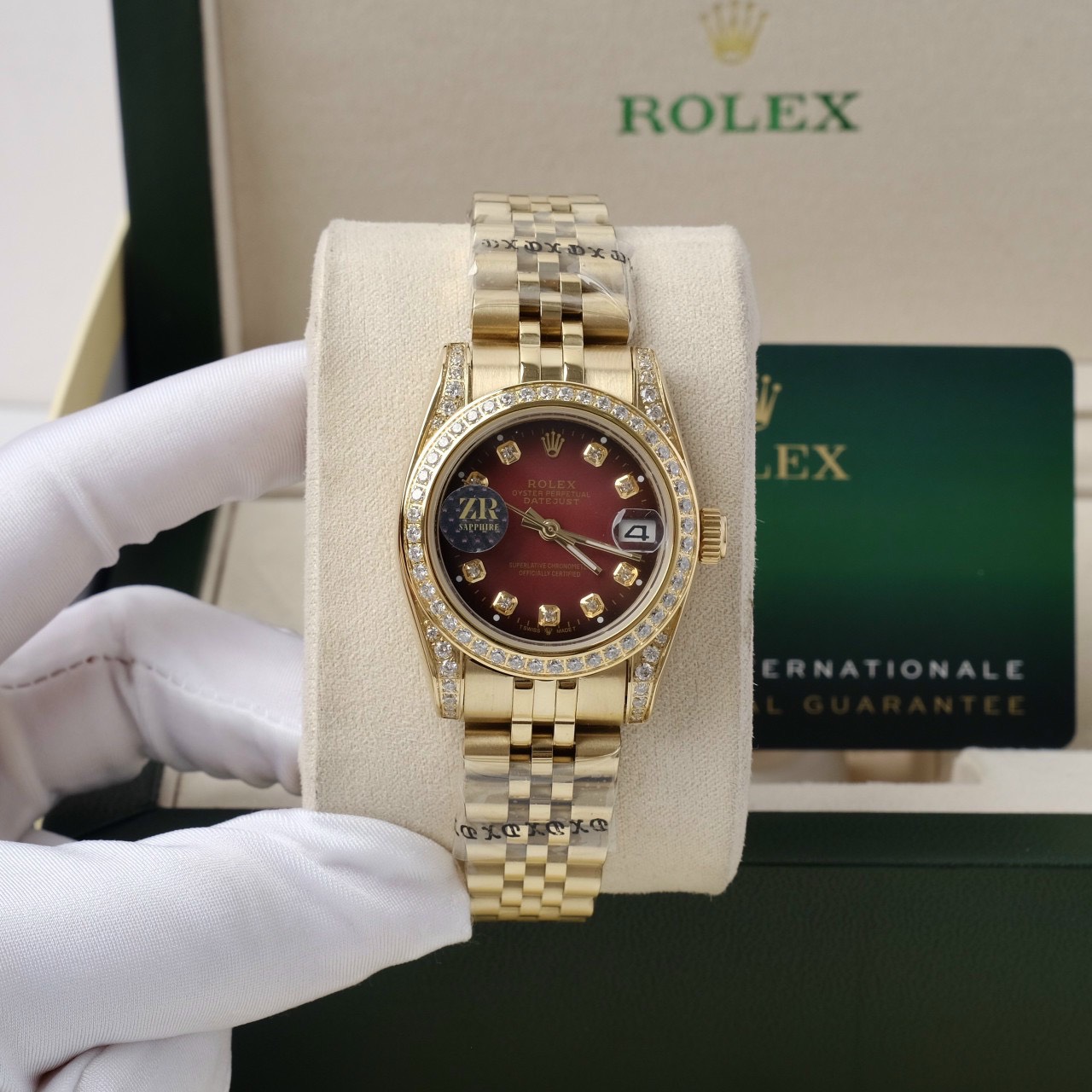 Đồng hồ Rolex Datejust nữ đính đá máy cơ màu vàng Gold Đồng hồ Rolex Datejust nữ đính đá máy cơ màu vàng Gold