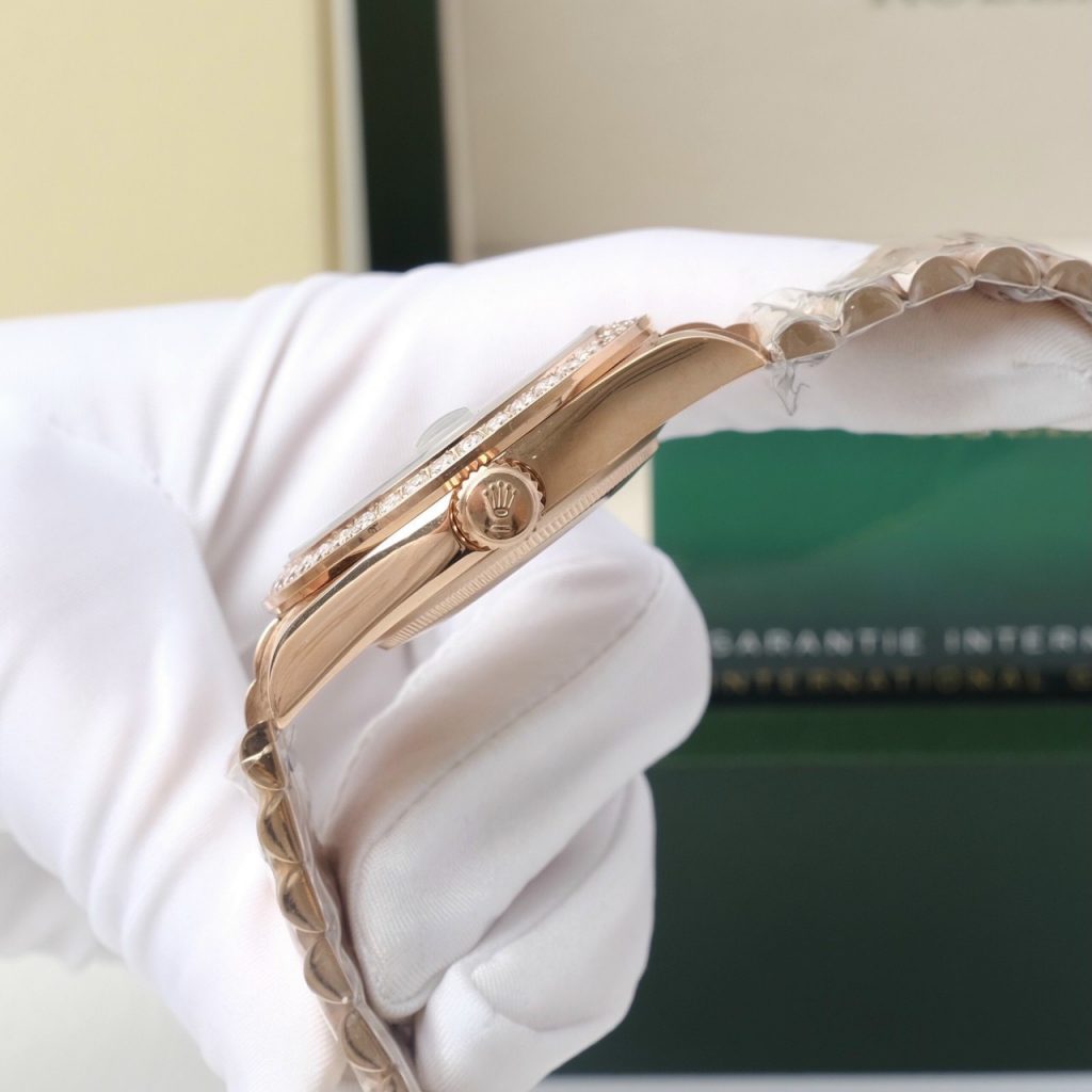 Đồng hồ nam Rolex đính đá máy Nhật giá rẻ mặt số nham thạch 40mm