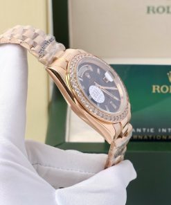 Đồng hồ nam Rolex đính đá máy Nhật giá rẻ mặt số nham thạch 40mm