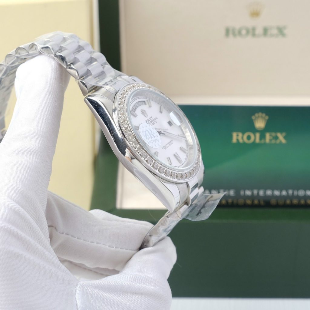 Đồng hồ Rolex Day-Date nam đính đá Baguette Super Fake máy Nhật