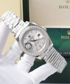 Đồng hồ Rolex Day-Date nam đính đá Baguette Super Fake máy Nhật