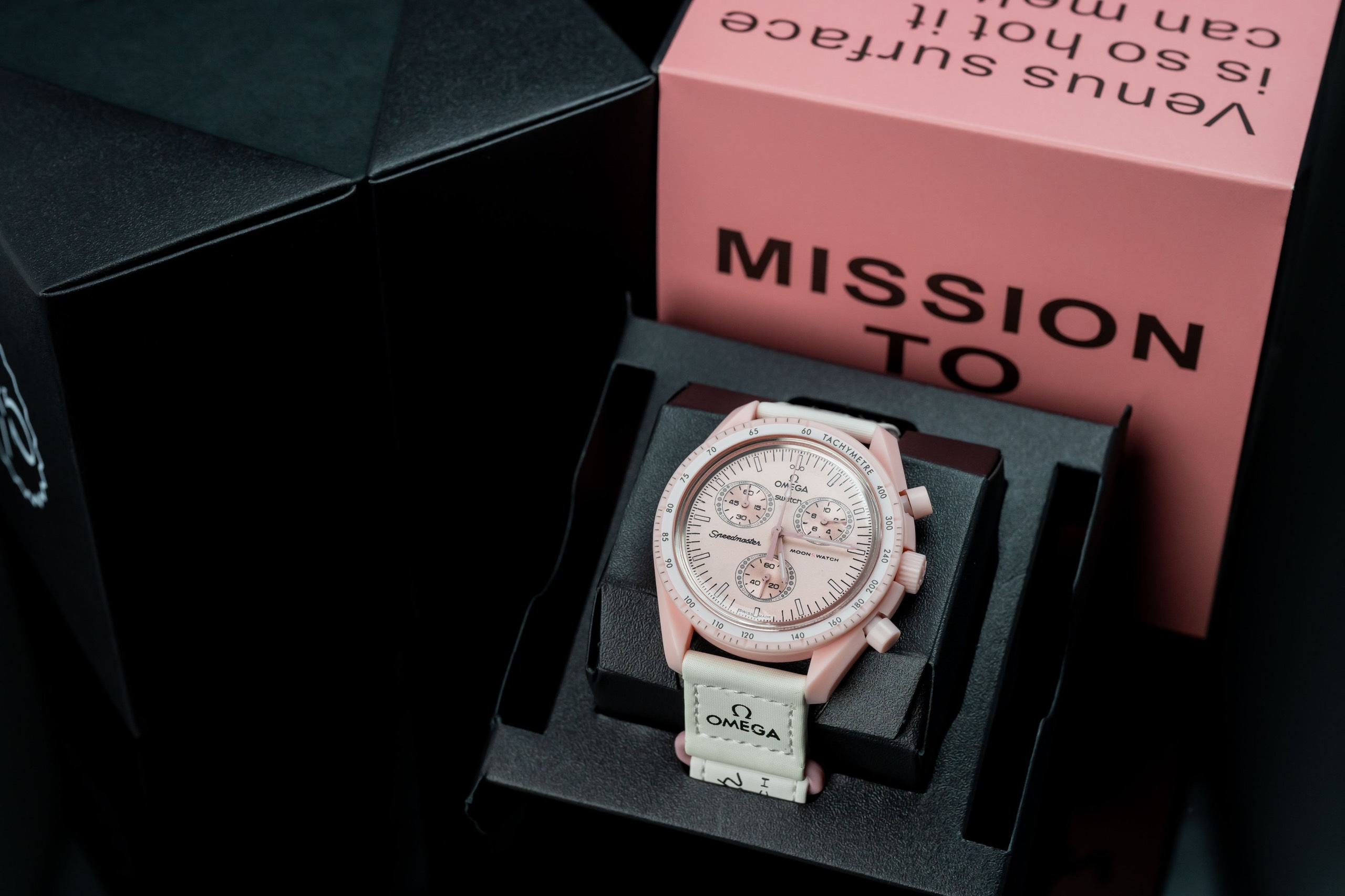 Đồng hồ Omega x Swatch SpeedMaster Fake Cao Cấp MoonSwatch Sao Kim Đồng hồ Omega x Swatch SpeedMaster Fake Cao Cấp MoonSwatch Sao Kim