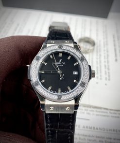 Đồng hồ Hublot Classic Fusion nữ đính đá Fake 11 máy Nhật 33mm