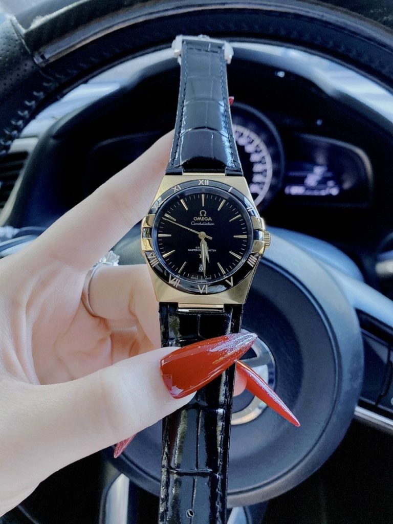 Đồng hồ cơ nam Omega Automatic dây da Super Fake 11