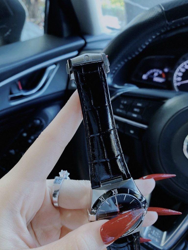 Đồng hồ nam dây da Omega Automatic nam