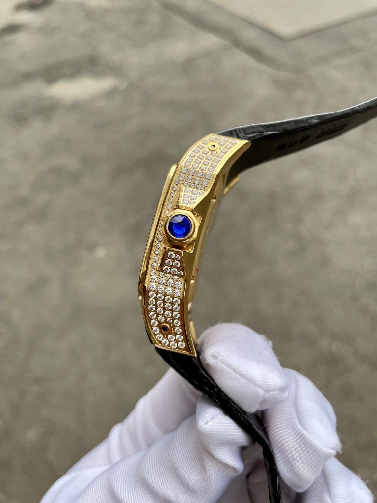 Đồng hồ nam mặt vuông Cartier Automatic Gold 18K đính đá 40mm