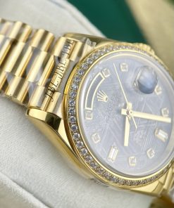 Đồng Hồ Rolex Mặt Thiên Thạch