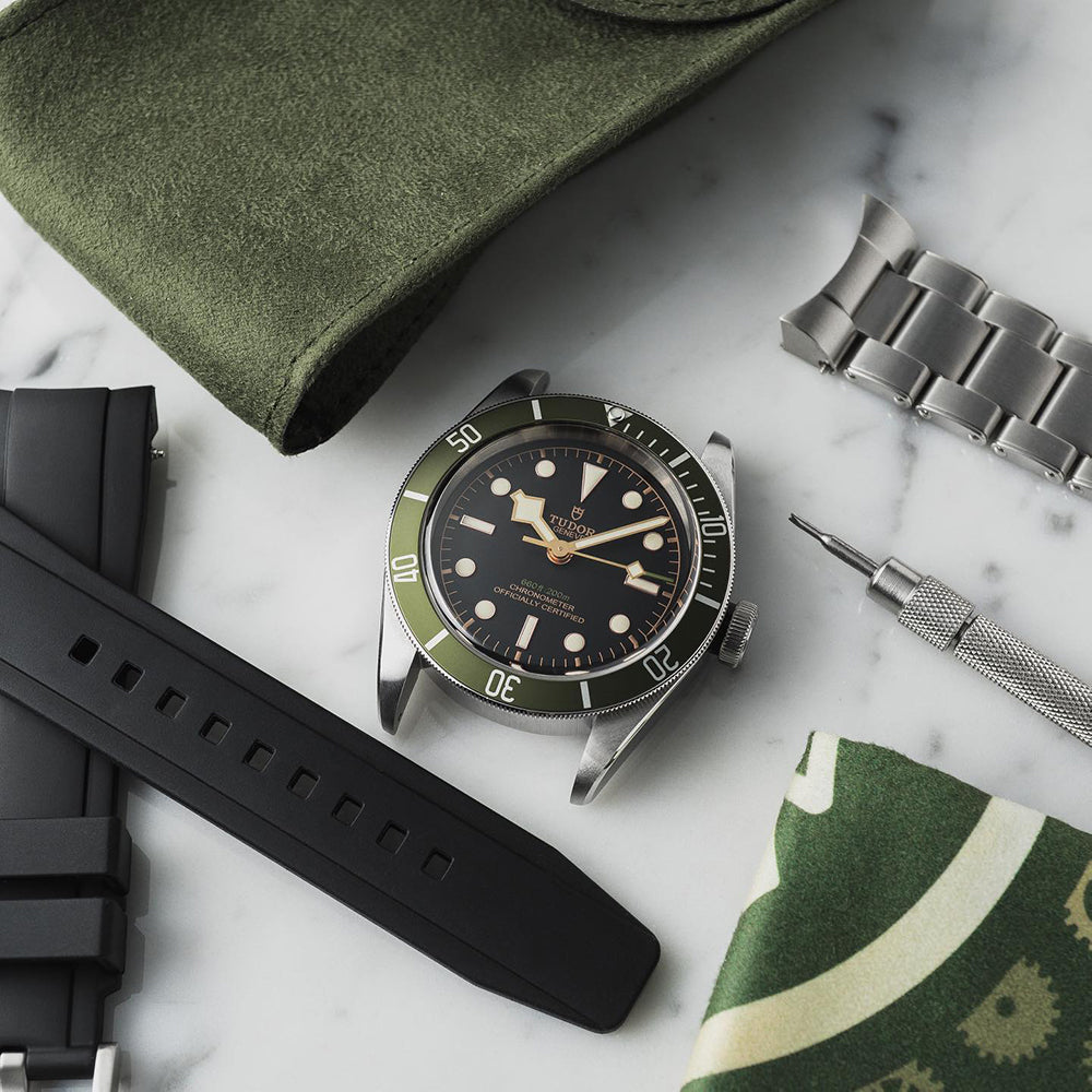 Vệ sinh đồng hồ đôi 