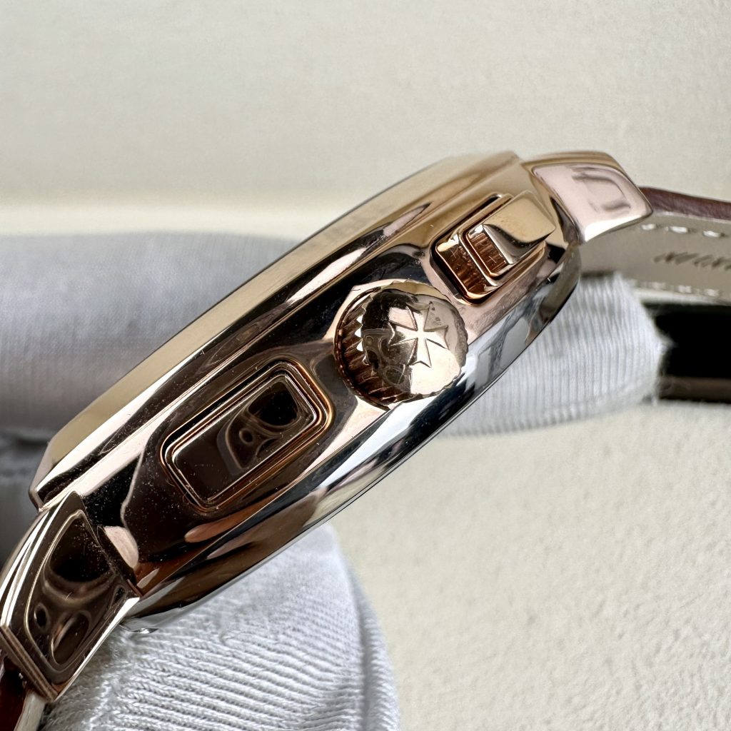 Đồng hồ Vacheron Constantin Super Fake Nhật cơ lộ máy màu nâu 39mm