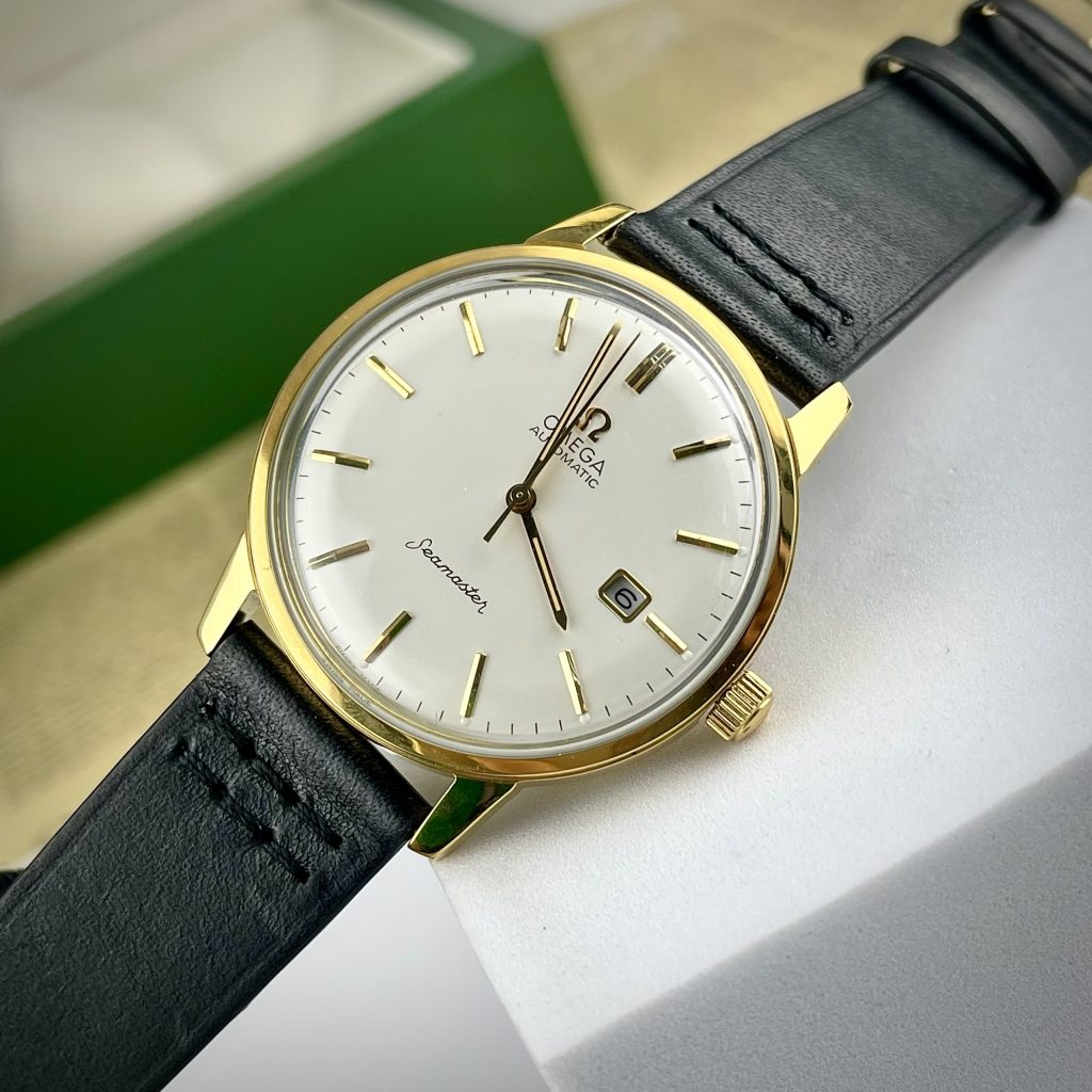 Đồng hồ Omega Seamaster Automatic Nhật giá rẻ dây da màu đen 40mm