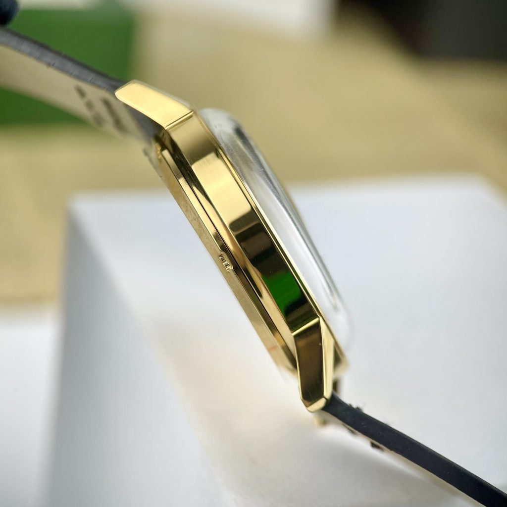 Đồng hồ Omega Seamaster Automatic Nhật giá rẻ dây da màu đen 40mm