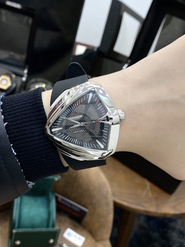 Đồng hồ nam Hamilton Ventura automatic giá rẻ màu đen