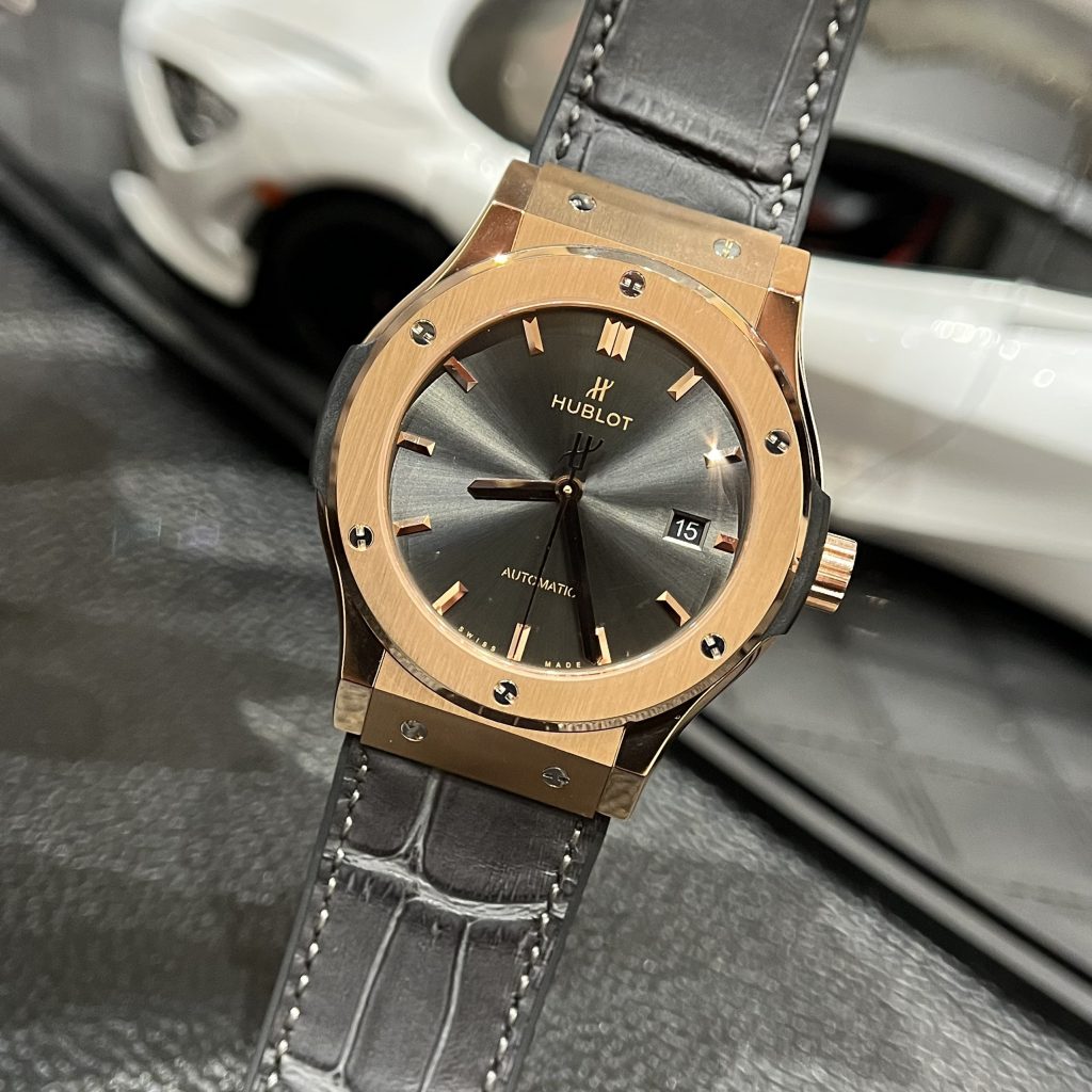 Đồng hồ nam Hublot Classic Fusion Grey Dial King Gold Replica 11 JJF 42mm
