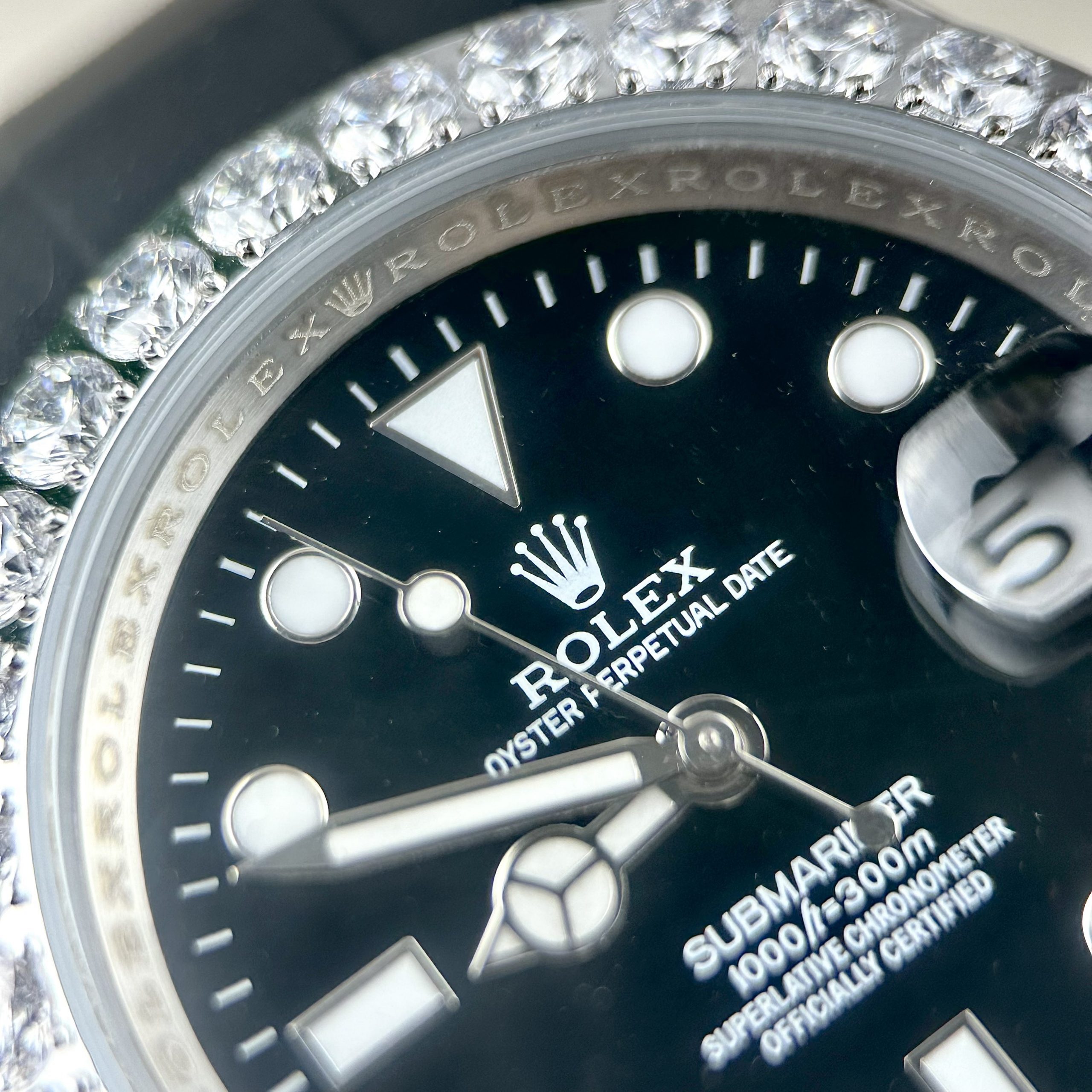 Đồng hồ nam Rolex Submariner Fake 11 máy Nhật đính full đá Đồng hồ nam Rolex Submariner Fake 11 máy Nhật đính full đá