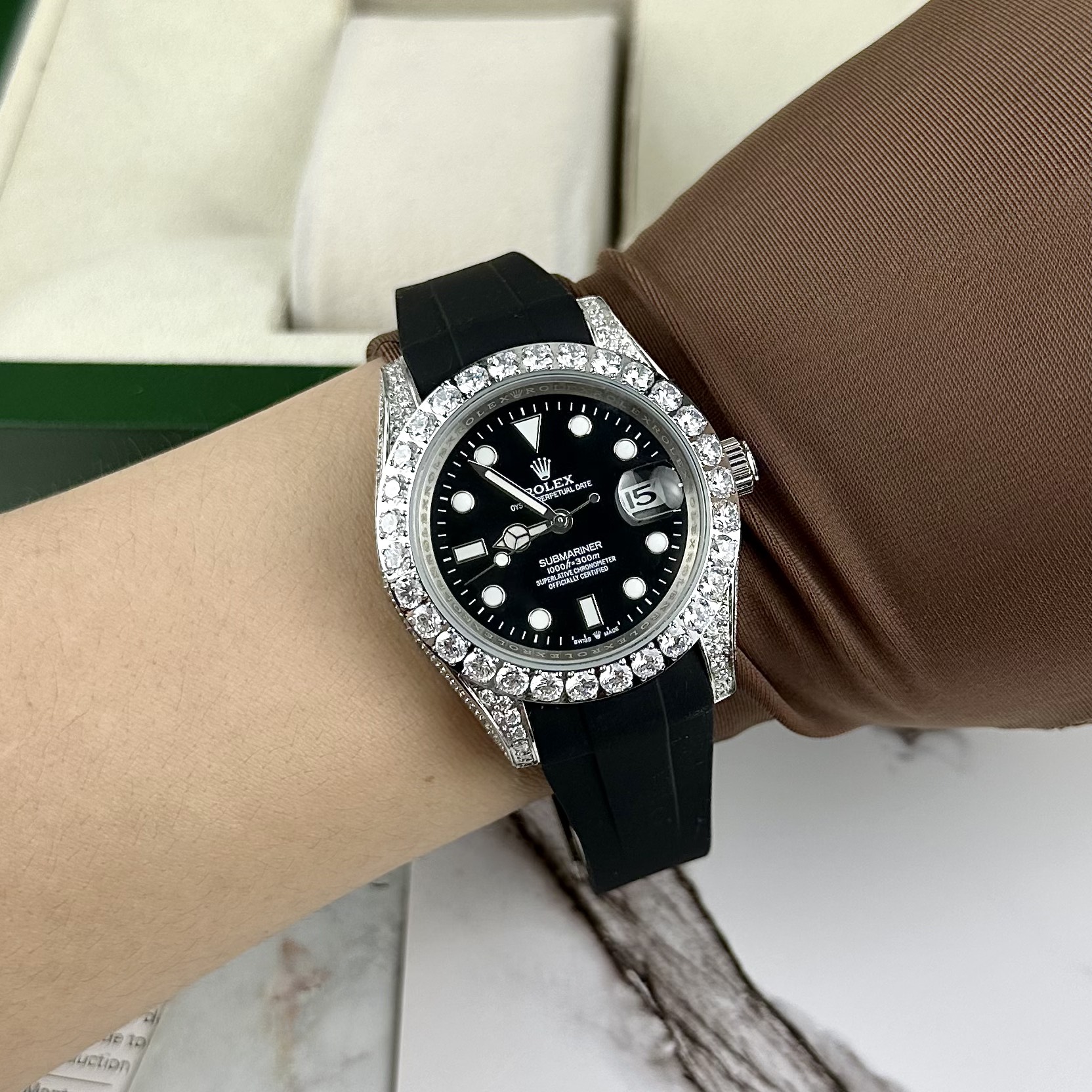 Đồng hồ nam Rolex Submariner Fake 11 máy Nhật đính full đá Đồng hồ nam Rolex Submariner Fake 11 máy Nhật đính full đá