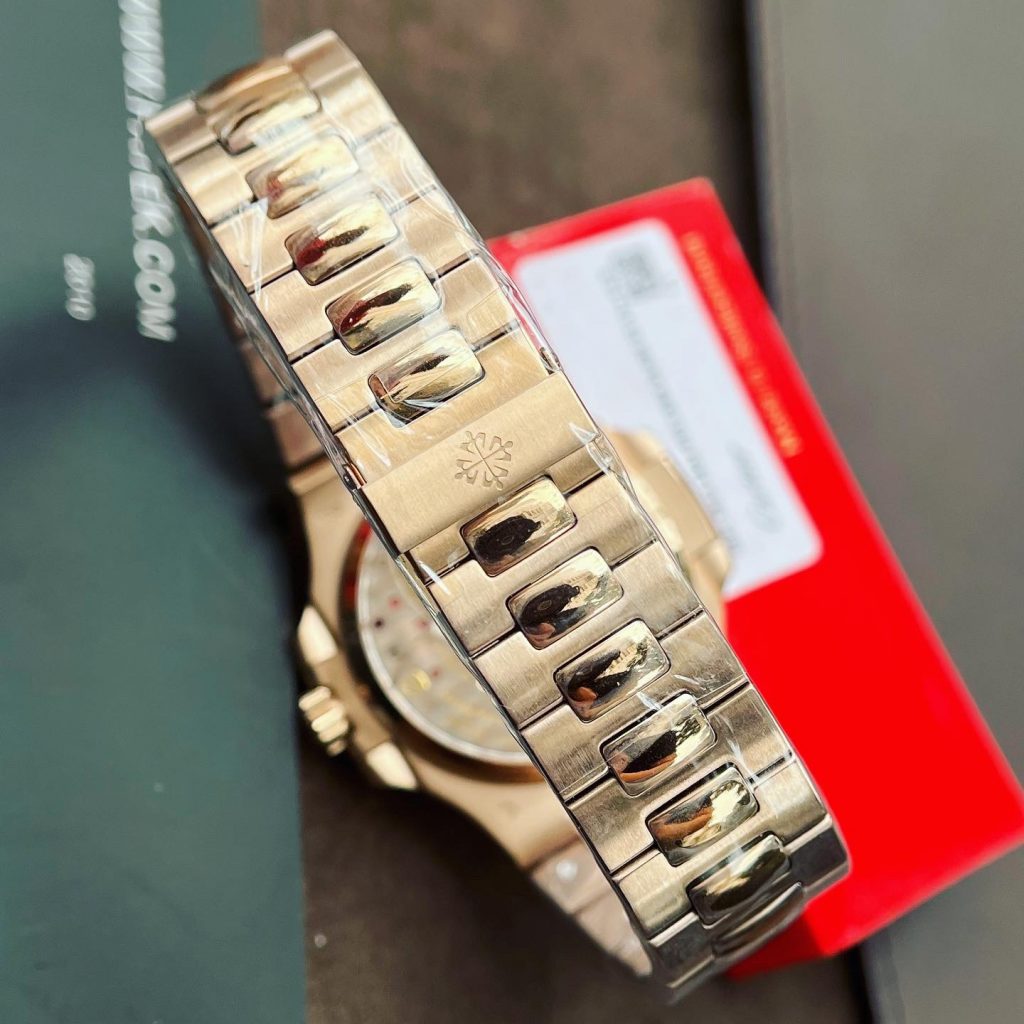 Đồng hồ Patek Philippe Nautilus 5712R Replica 11 mặt Chocolate GR